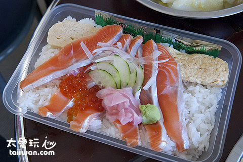 Kohan湖畔餐廳鮭魚蓋飯