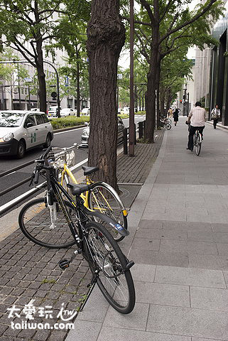 大阪街道上都是腳踏車