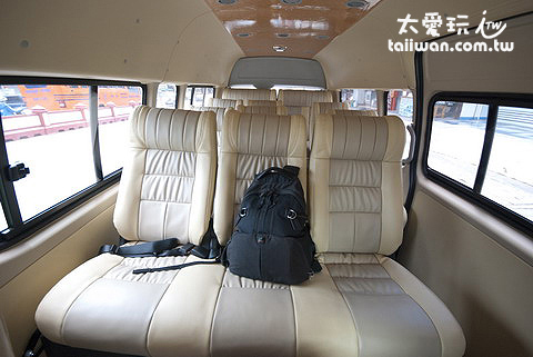 小巴車廂內部 小巴車廂內部