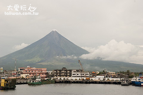 Legazpi著名的馬榮火山