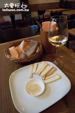 Vinograf Wine Bar品酒 Vinograf Wine Bar品酒