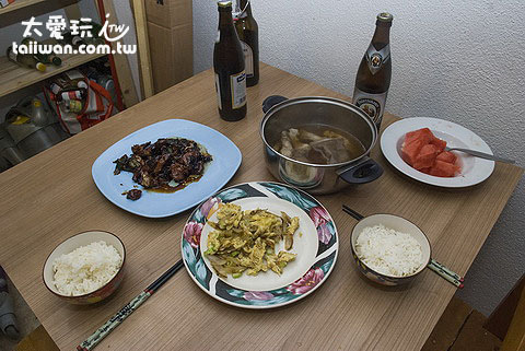 豐盛的晚餐~~ 豐盛的晚餐~~