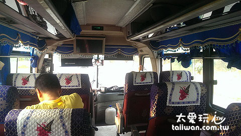 Golden Myanmar Airlines免費的市區巴士 Golden Myanmar Airlines免費的市區巴士