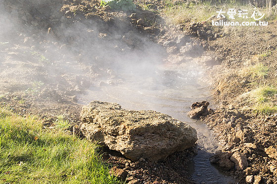 Geothermal park地熱公園的溫泉源頭 Geothermal park地熱公園的溫泉源頭