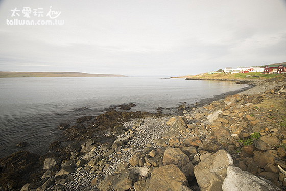 Icelandic Seal Centre 海豹博物館旁的海岸 Icelandic Seal Centre 海豹博物館旁的海岸