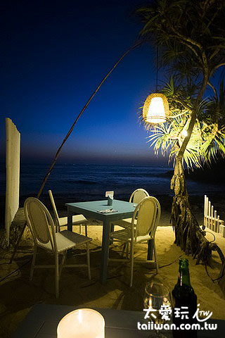 Sandy Bay Beach Club傍晚很有情調
