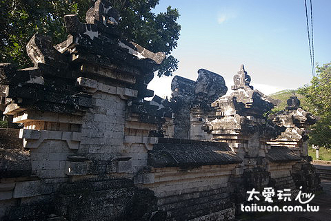 烏魯瓦圖神廟Uluwatu Temple 烏魯瓦圖神廟Uluwatu Temple