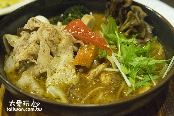 GARAKU猪肉汤咖哩也很好吃 GARAKU猪肉汤咖哩也很好吃