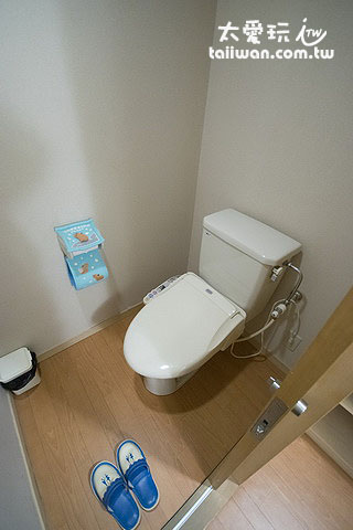 新館和式房廁所