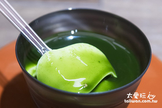 抹茶杏仁豆腐也很好吃 抹茶杏仁豆腐也很好吃