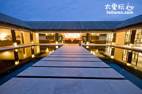 Zitahli接待櫃臺 (Reception) 