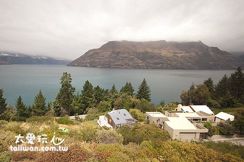 Mercure Queenstown Resort豪華湖景房的View