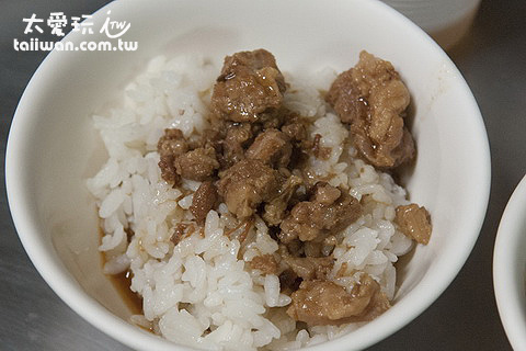 滷肉飯免費吃到飽 滷肉飯免費吃到飽