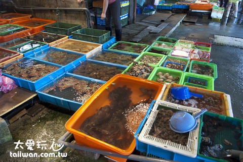 富基漁港是北海岸最著名的吃海鮮必訪漁港 富基漁港是北海岸最著名的吃海鮮必訪漁港