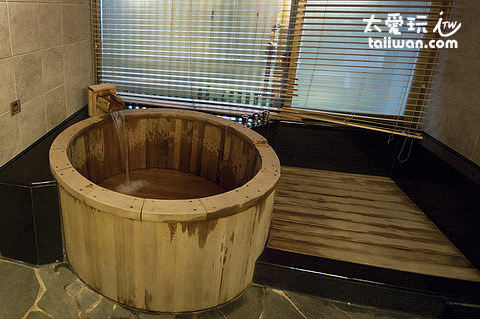 檜木湯屋 檜木湯屋
