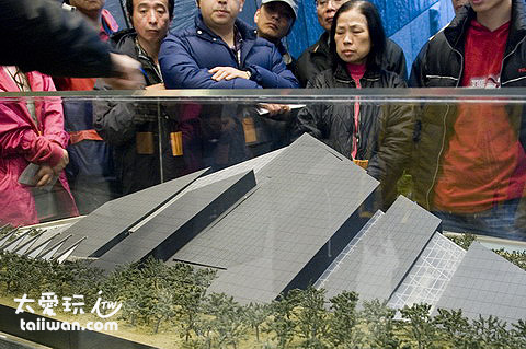 蘭陽博物館的半面山設計
