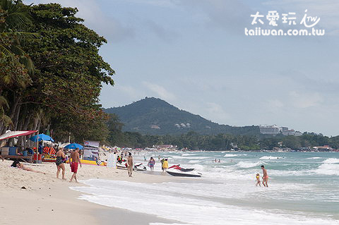 南段的查文海灘遊客少很多 南段的查文海灘遊客少很多